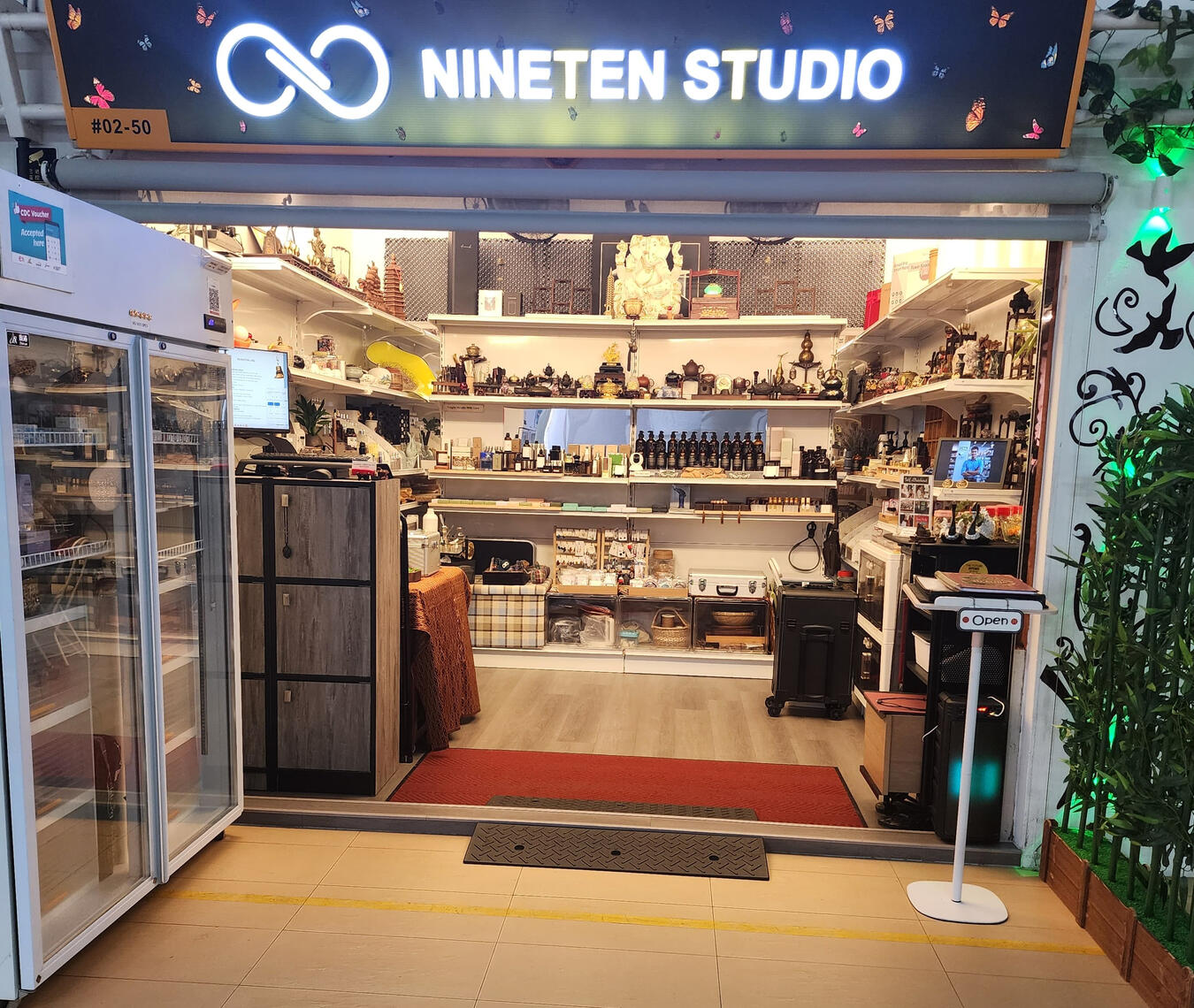 NineTen OAR Shopfront
